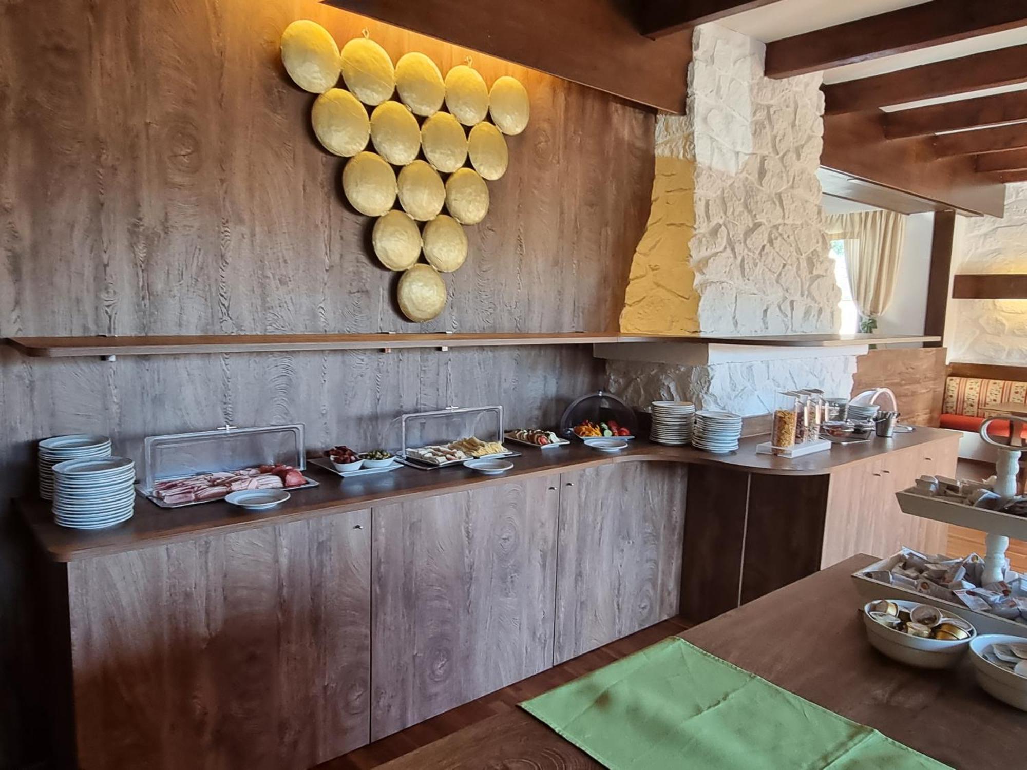 Landgasthof Zur Goldenen Traube Podersdorf am See Ngoại thất bức ảnh
